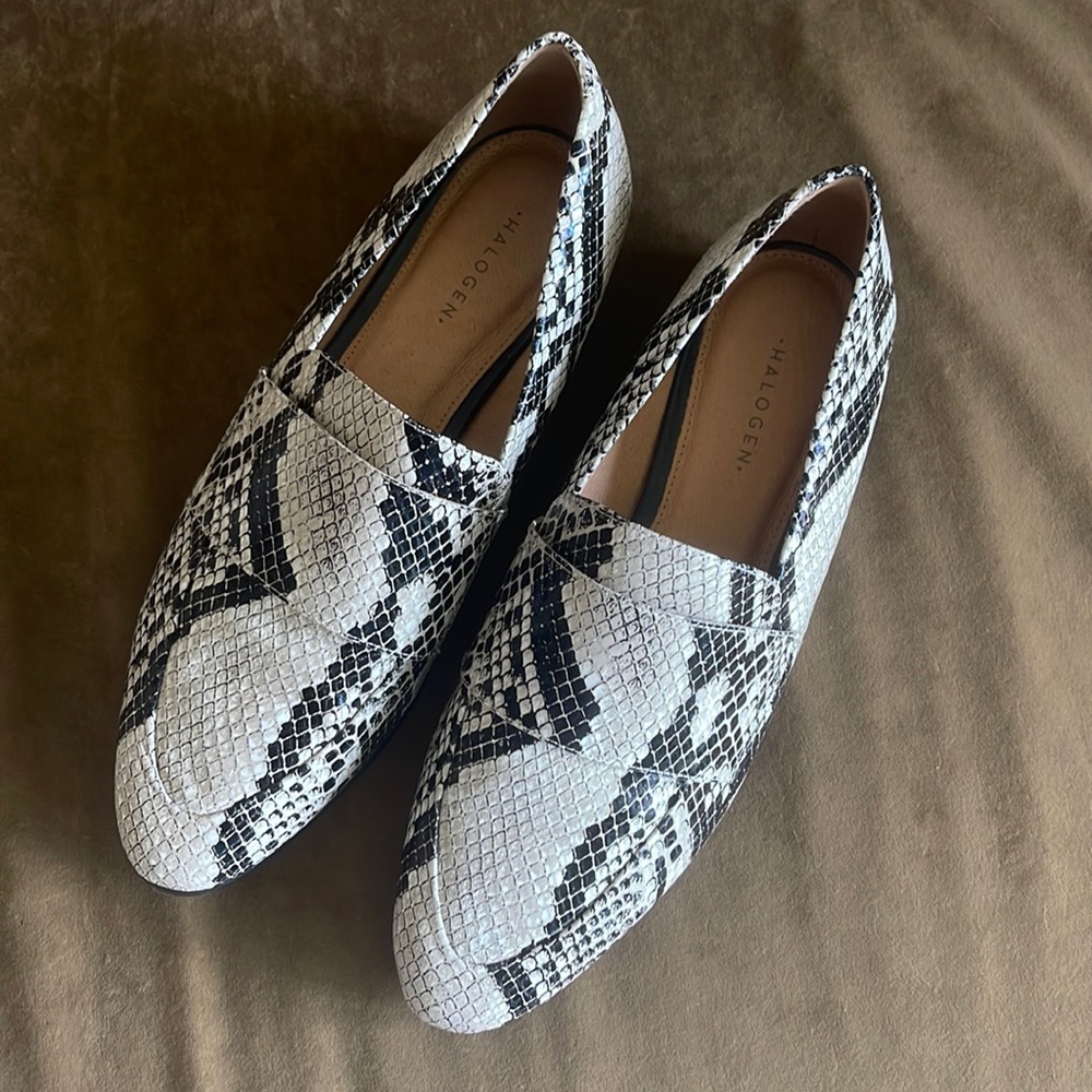 Halogen Shoes Flats Loafers Black White Leather Snake Skin Sz 6 NWOT PERFECT
